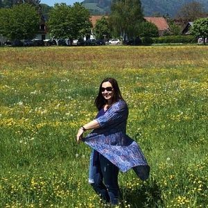 Meet your Posher, Lisa